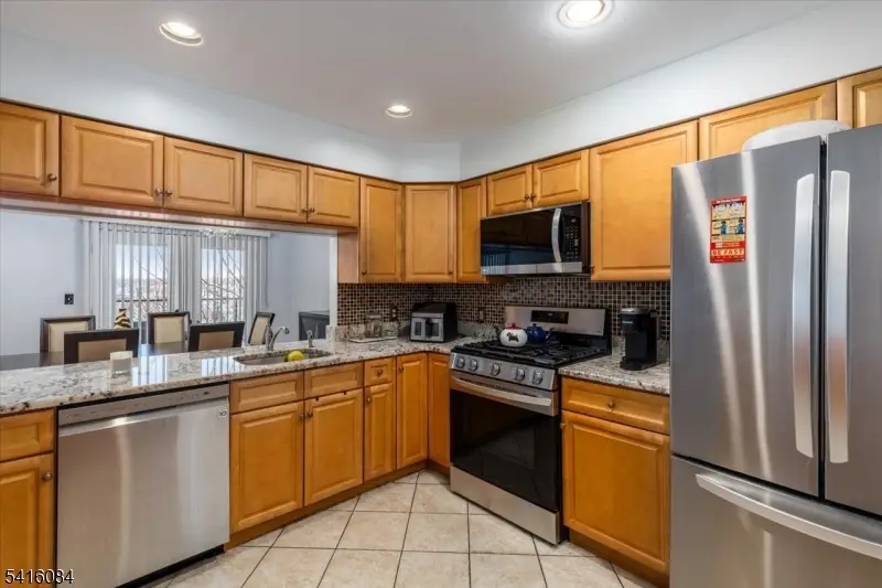 2 Crystal Ln, Paterson, NJ 07501 - #1