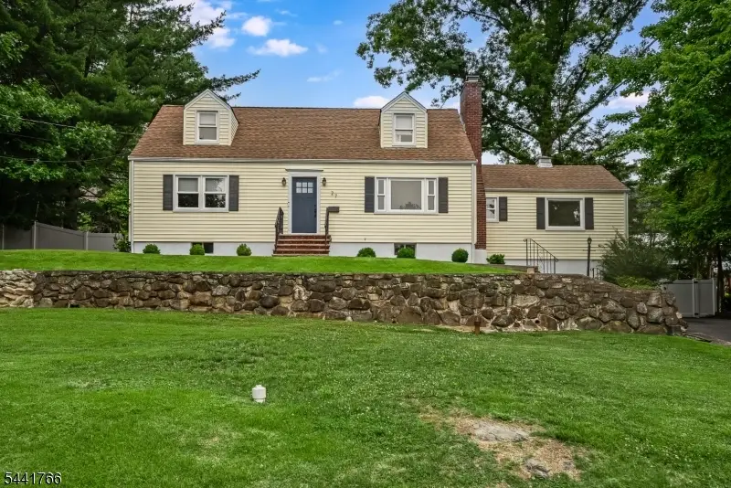27 Dogwood Rd, Morris Plains, NJ 07950 - #1