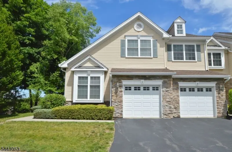1 Greenwich Ct, Budd Lake, NJ 07828 - #1
