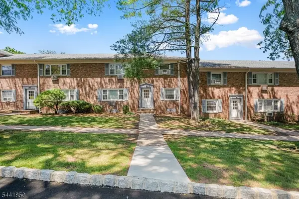 41 Wedgewood Drive Unit 118, Verona Twp., NJ 07044