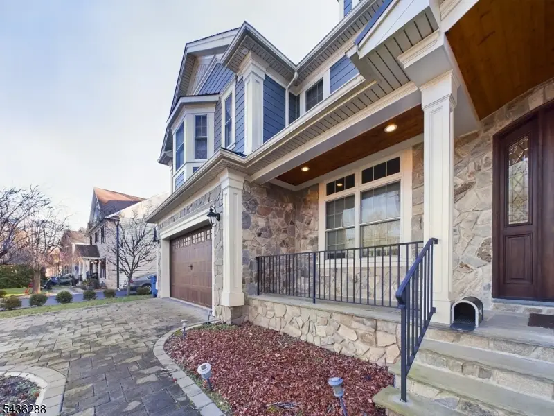 301 Garrett Rd, Mountainside, NJ 07092 - #3