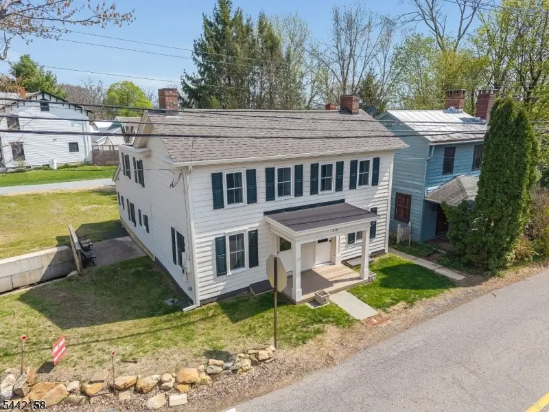 570 Spring Mills Rd., Alexandria, NJ 08848 - #3