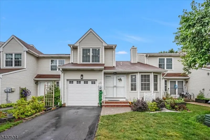 119 Choctaw Ridge Rd, Branchburg, NJ 08876 - #1