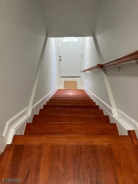 562 N 11th St, Newark, NJ 07017 - #3