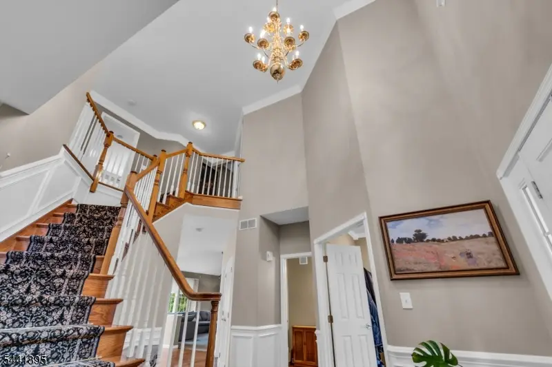 8 Steeplechase Ln, Asbury, NJ 08802 - #2