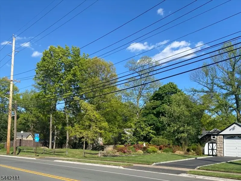 374 South Ave, Fanwood, NJ 07023 - #2