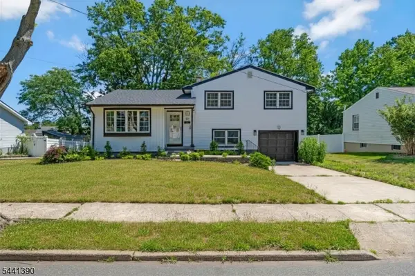 33 Larchmont Rd, Edison Twp., NJ 08837