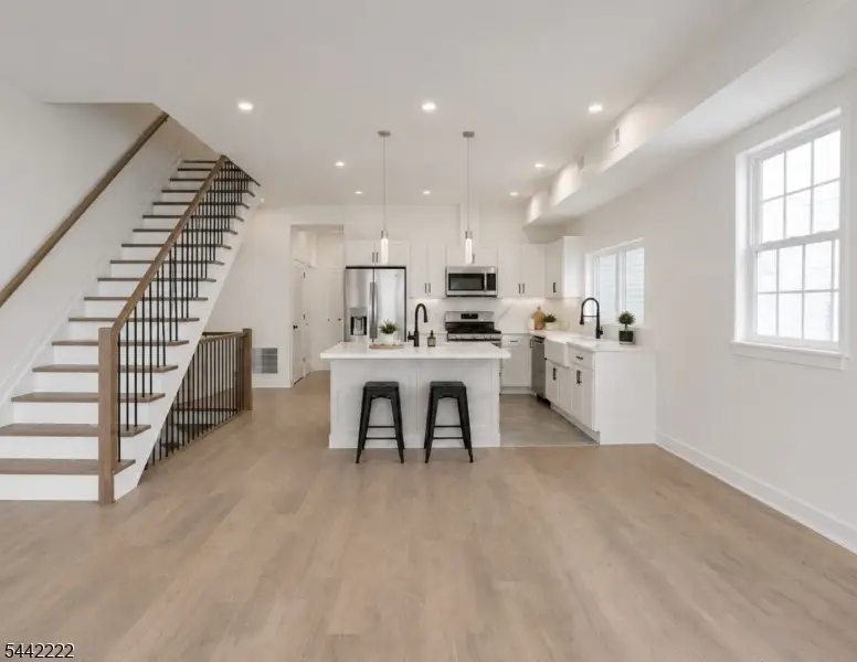 366 21st St, Irvington, NJ 07111 - #3