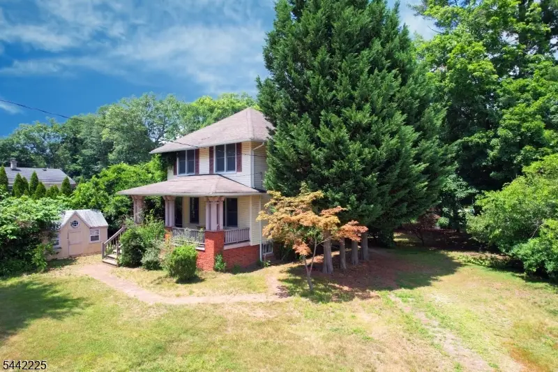 8 Brian Ct, Pequannock, NJ 07440 - #1