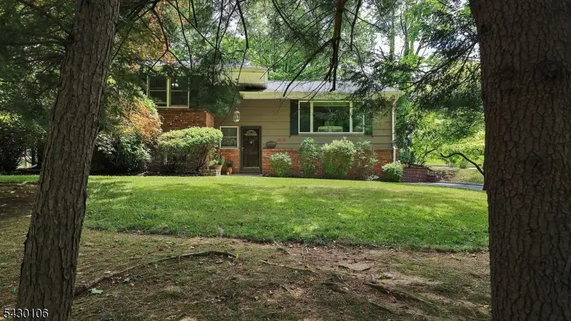 2650 Mountain Ave, Scotch Plains, NJ 07076 - #3