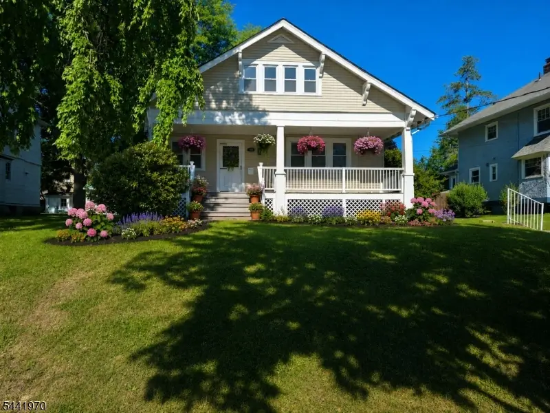 978 Kenyon Ave, Plainfield, NJ 07060 - #1