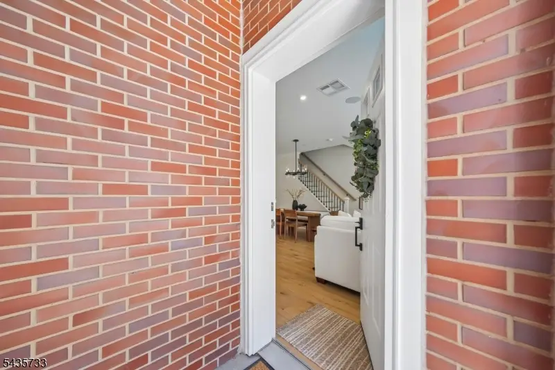 9 Farrand St, Bloomfield, NJ 07003 - #2