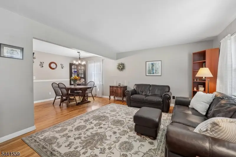 26 Maclennon Pl, Fanwood, NJ 07023 - #3