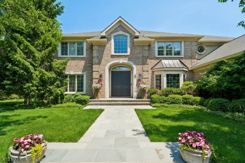 4 Brayton Rd, Livingston, NJ 07039 - #2
