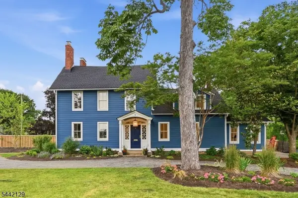 54 E Main St, Mendham Boro, NJ 07945