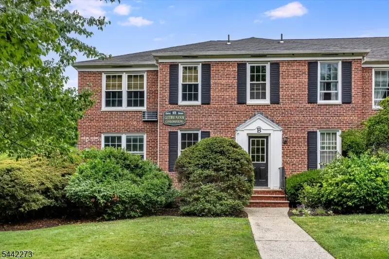 101 Gates Ave #4, Montclair, NJ 07042 - #1