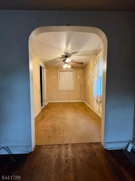 671 Crescent Dr, Bound Brook, NJ 08805 - #3