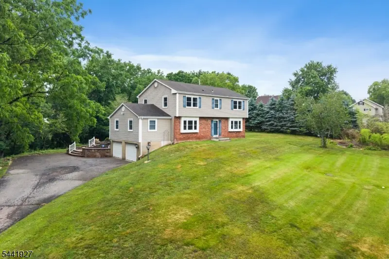 947 Old York Rd, Neshanic Station, NJ 08853 - #1