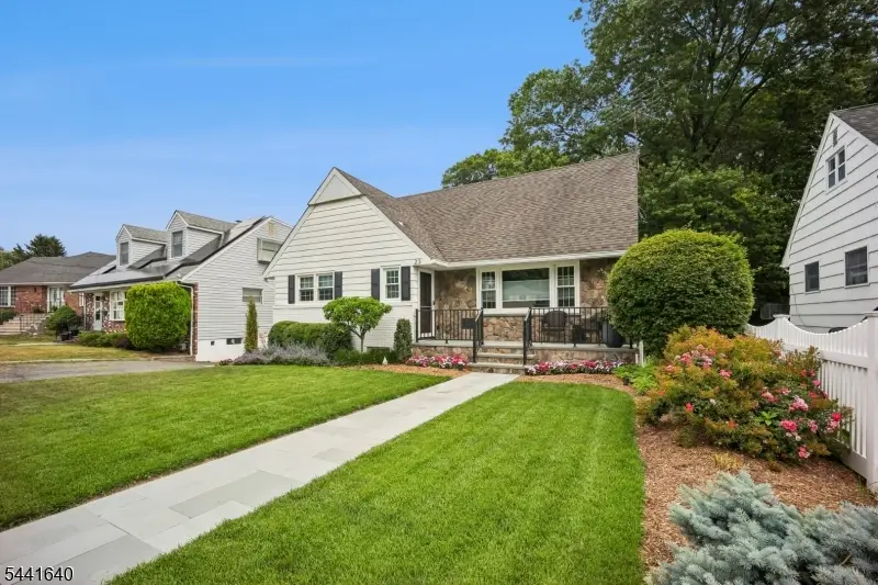 23 Andover Pl, Brookdale, NJ 07003 - #2