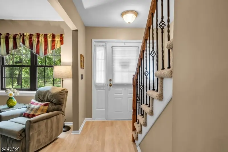 1 Manor Dr, Hillsborough, NJ 08844 - #3