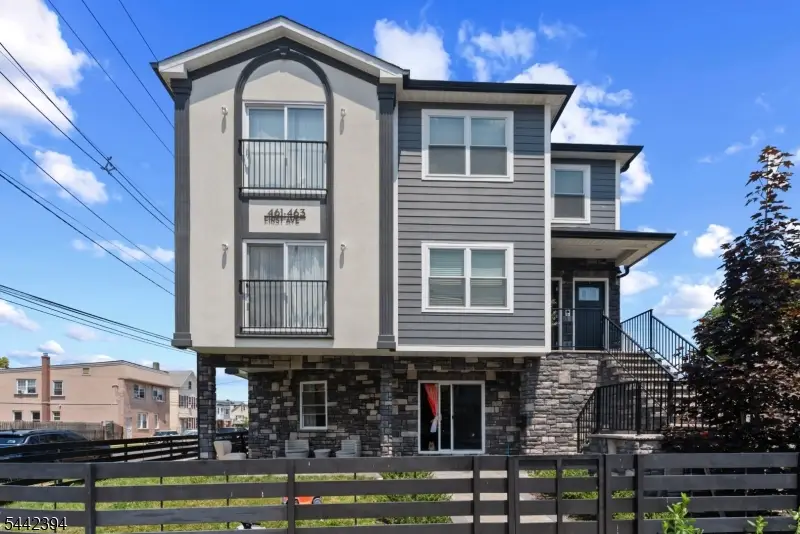 461 1st Ave, Elizabeth, NJ 07206 - #1