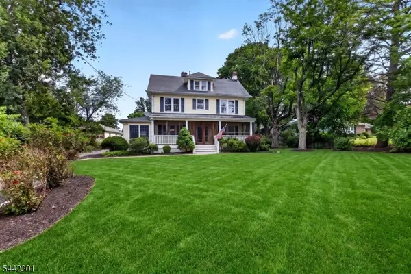 2 Russell Rd, Fanwood Boro, NJ 07023