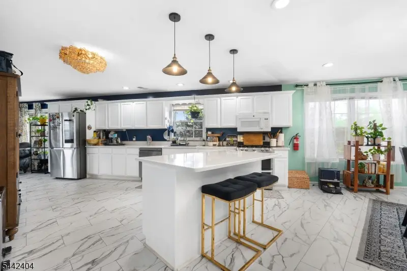 640 Riverside Ave, Lyndhurst, NJ 07071 - #3