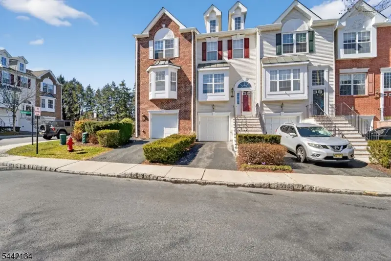215 Barringer Dr #215, Nutley, NJ 07110 - #2