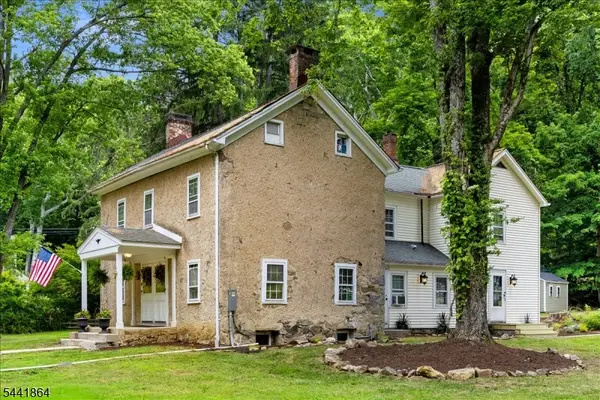 161 Musconetcong River Rd, Lebanon Twp., NJ 08826