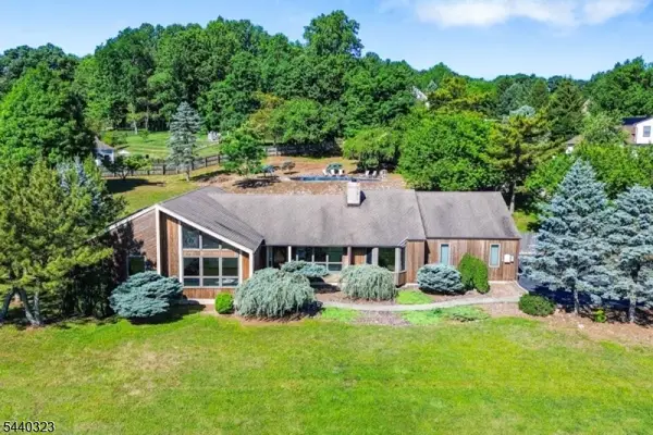 2 Partridge Run, Union Twp., NJ 08827