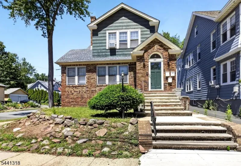 29 Orchard Rd, Maplewood, NJ 07040 - #2