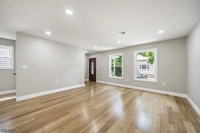 208 N 1st St, Paterson, NJ 07522 - #2