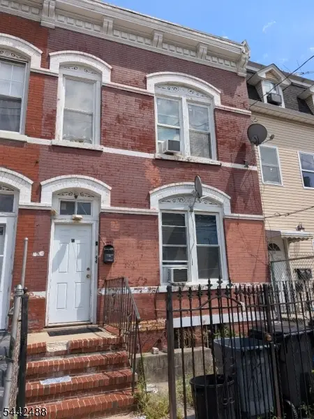 17 Wakeman Ave, Newark, NJ 07104 - #1