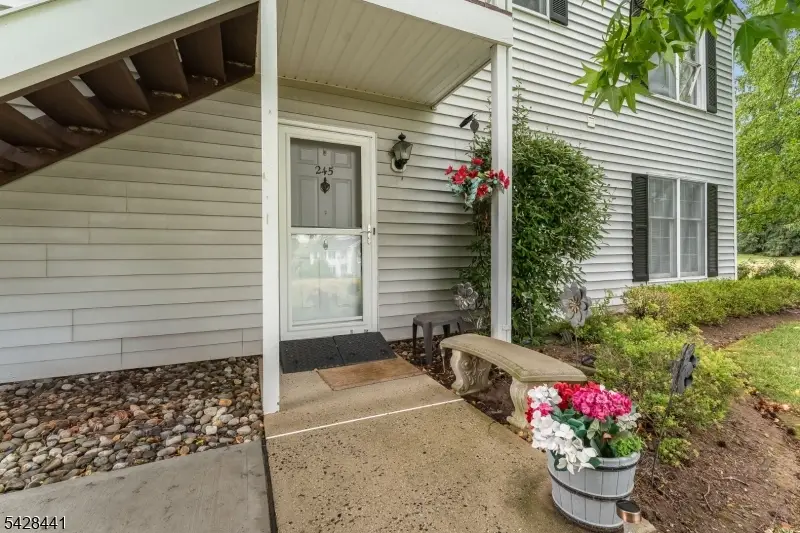 245 Nuthatch Ct, Readington, NJ 08887 - #3