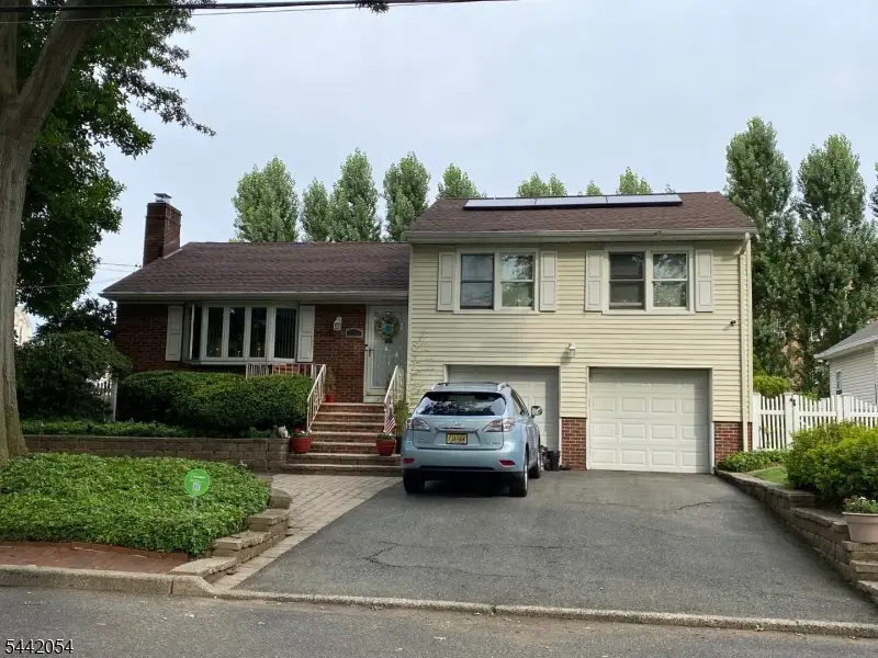 21 Ravine Ave, Nutley, NJ 07110 - #2