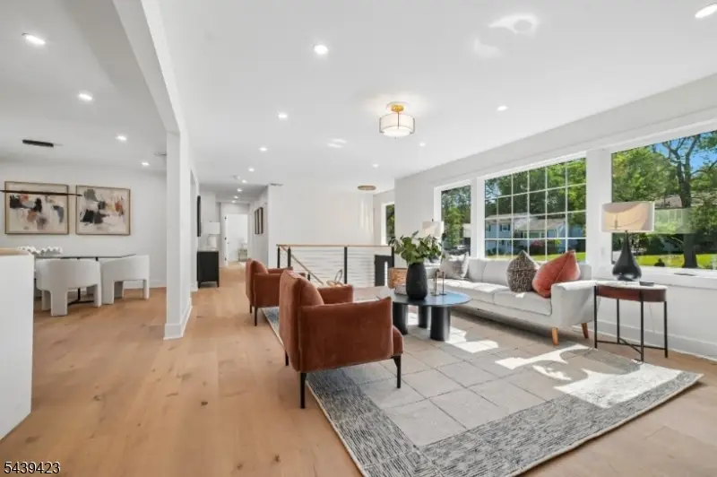 3 Marlo Rd, Livingston, NJ 07039 - #2
