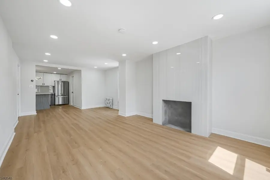 171 20th Ave, Paterson, NJ 07501 - #3