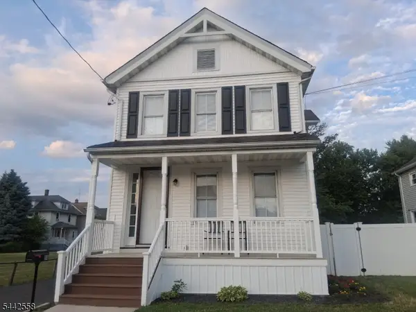 58 Thompson St, Raritan Boro, NJ 08869