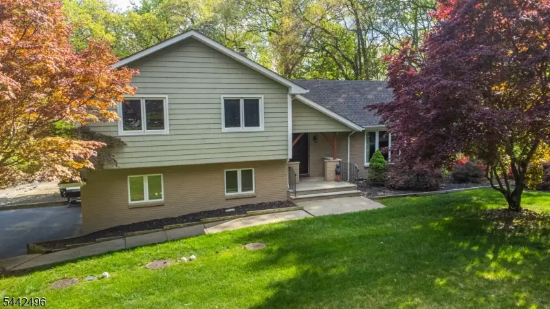 16 Tumbling Brook Rd, Towaco, NJ 07082 - #1