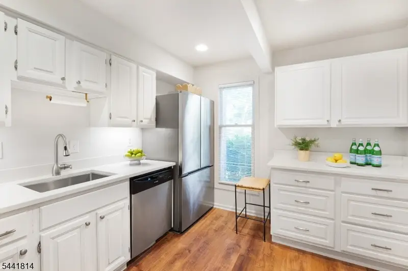 23 Commonwealth Dr, Bernards, NJ 07920 - #2
