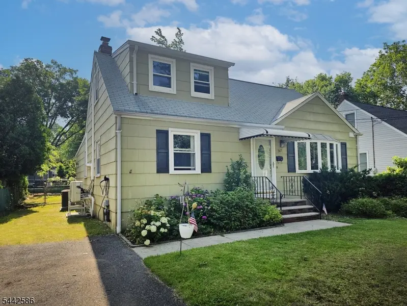 747 Brookside Rd, Rahway, NJ 07065 - #1