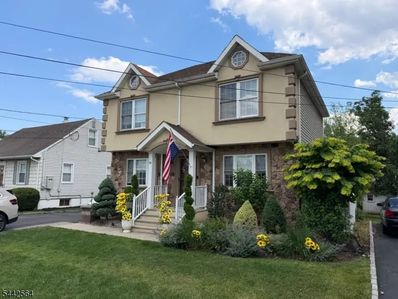 525 Quinton Ave, Kenilworth, NJ 07033 - #1