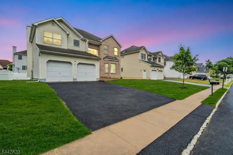 42 Leah Way, Troy Hills, NJ 07054 - #1
