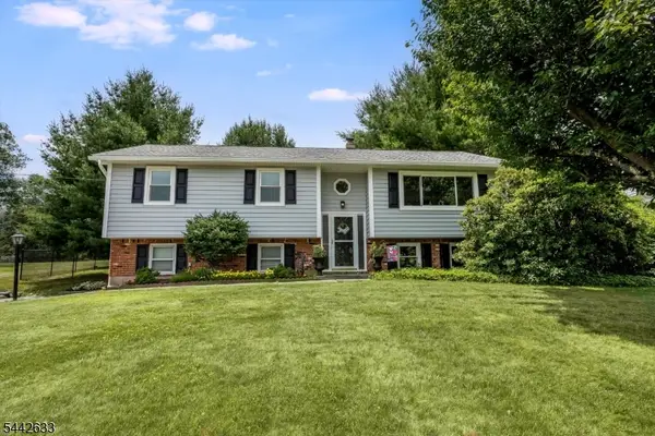 25 Kenmar Rd, Mount Olive Twp., NJ 07828