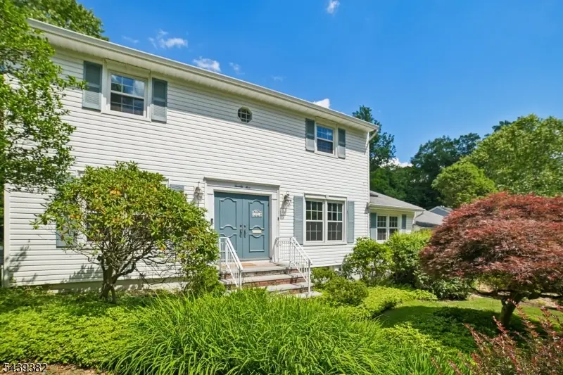 25 Tremont Ter, Livingston, NJ 07039 - #1