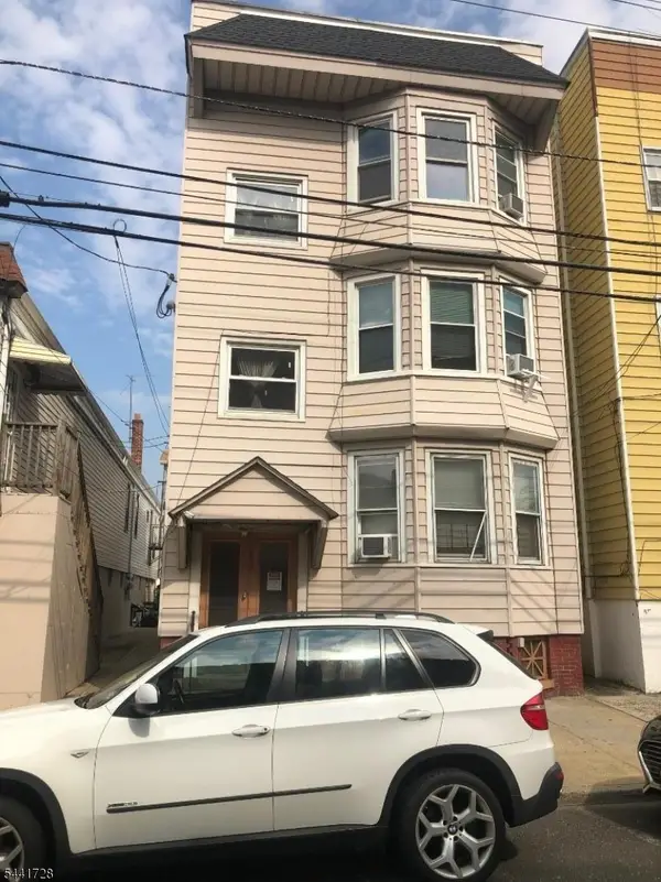 102 S 3rd St, Harrison Town, NJ 07029