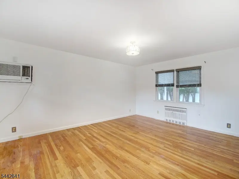 55 14th Ave, Elmwood Park, NJ 07407 - #3