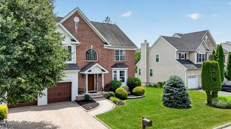 9 Summerfield Dr, Ten Mile Run, NJ 08540 - #3