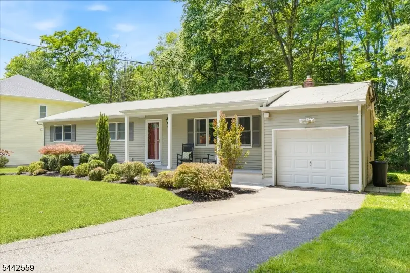 28 Delbrook Rd, Parsippany Troy Hills, NJ 07950 - #2