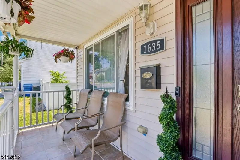 1635 Mabel St, Piscataway, NJ 08854 - #3